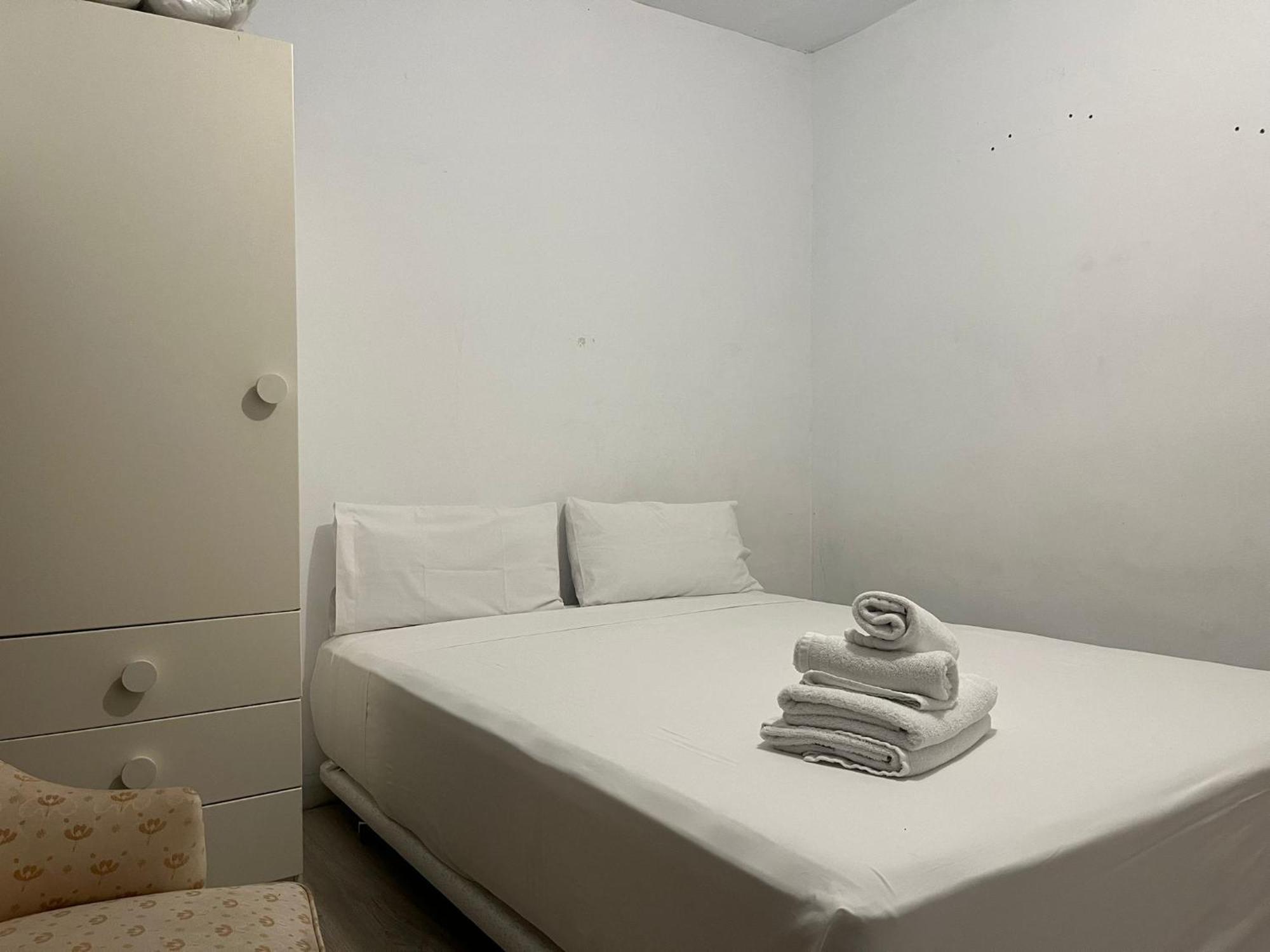 Ristbe Rooms Мадрид Екстериор снимка